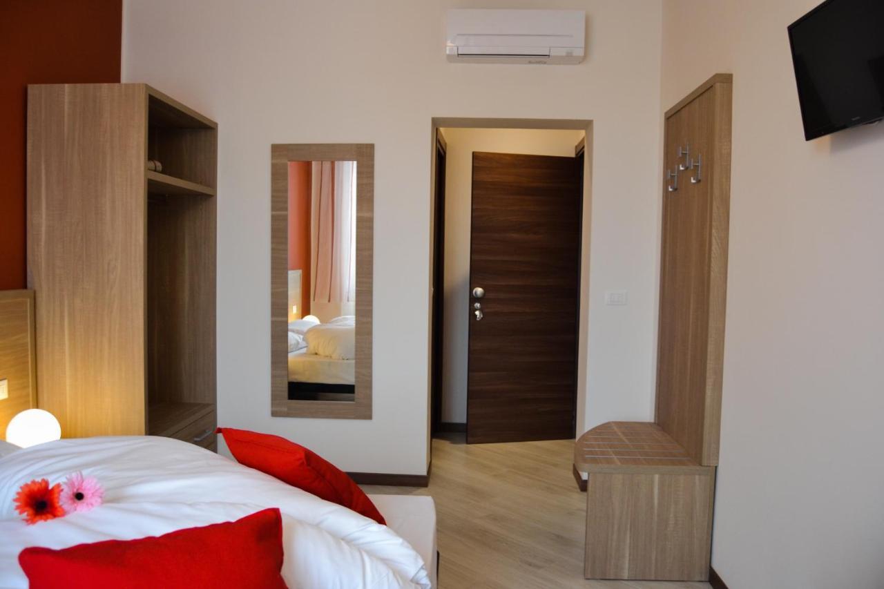 Palazzo Liberty Bnb Bolonha Exterior foto
